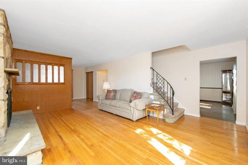 Before: Bedroom — Glendora NJ Easy Sale