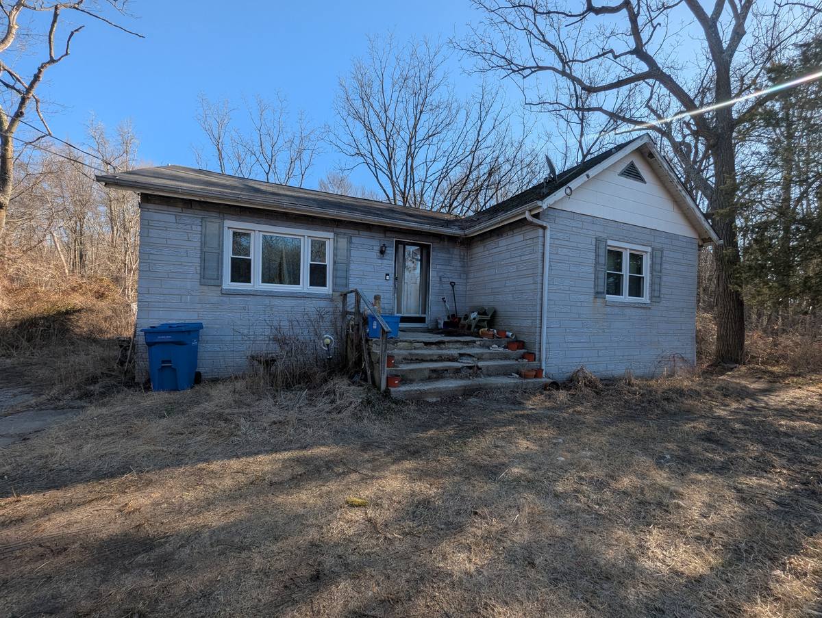 Before: Bathroom — Quinton NJ Pre-Foreclosure