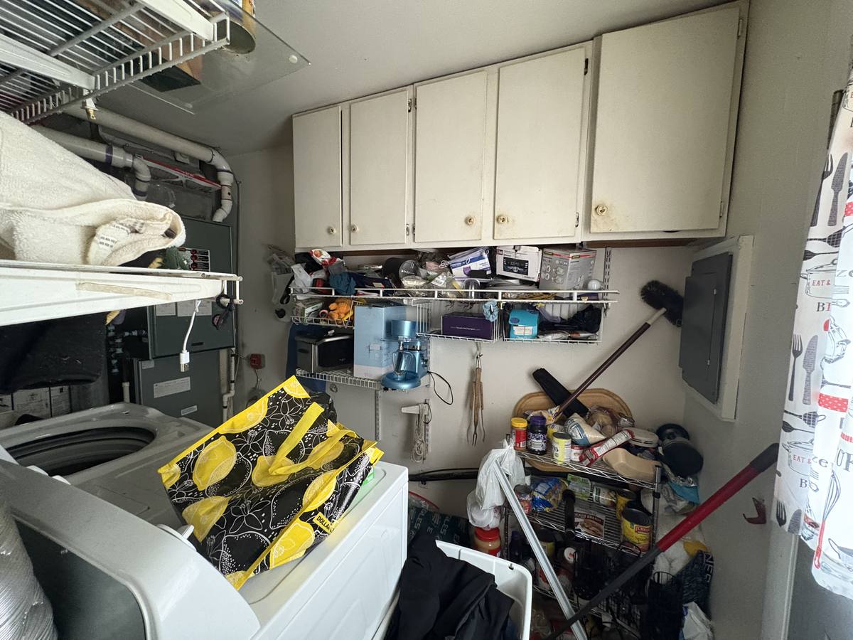 Before: Bathroom — Wenonah NJ Fresh Start