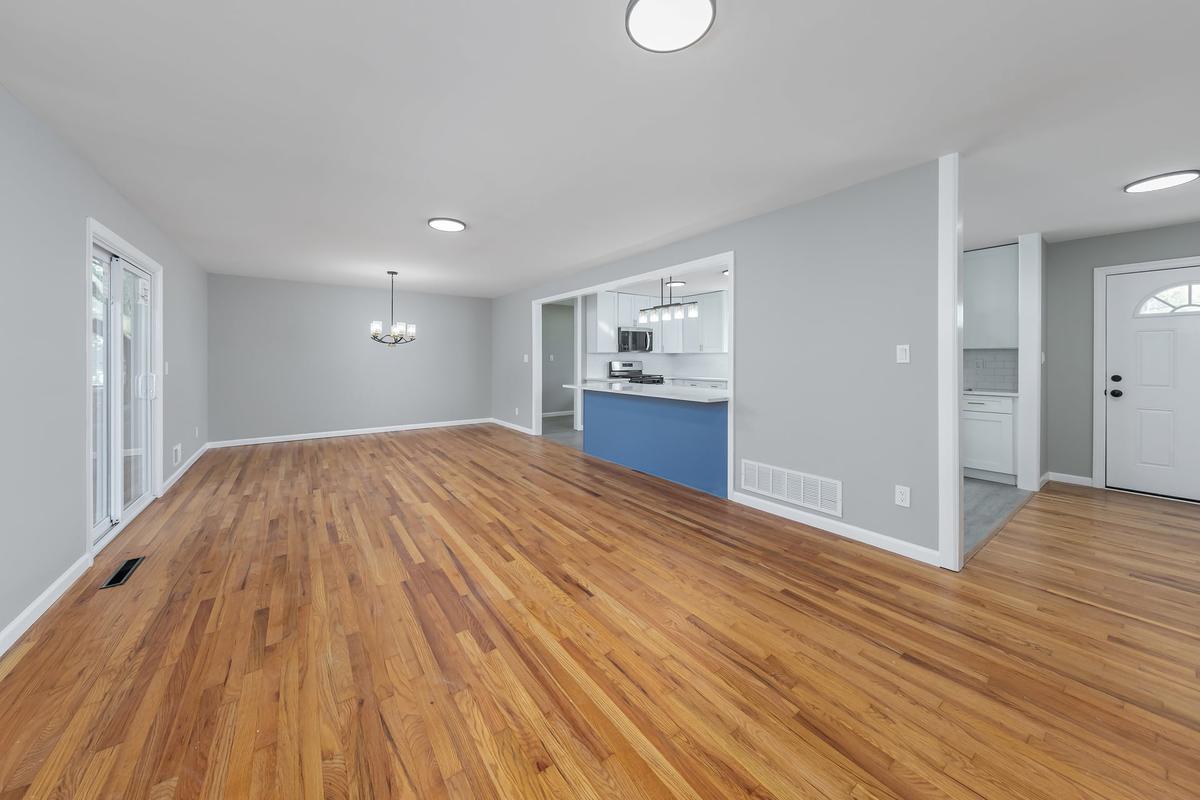 After: Hallway — Westampton NJ Empty Nester